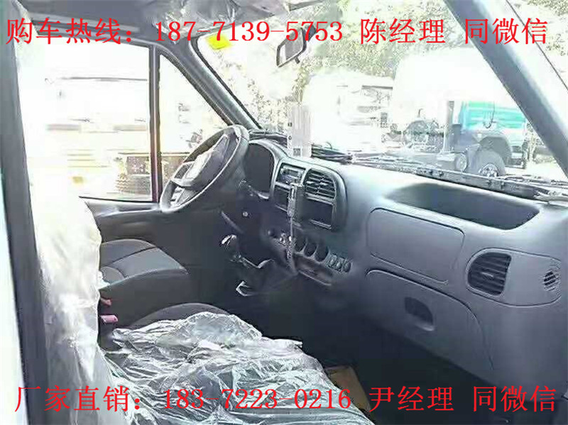 江鈴特順長(zhǎng)軸中頂監(jiān)護(hù)型救護(hù)車（汽油）（柴油）