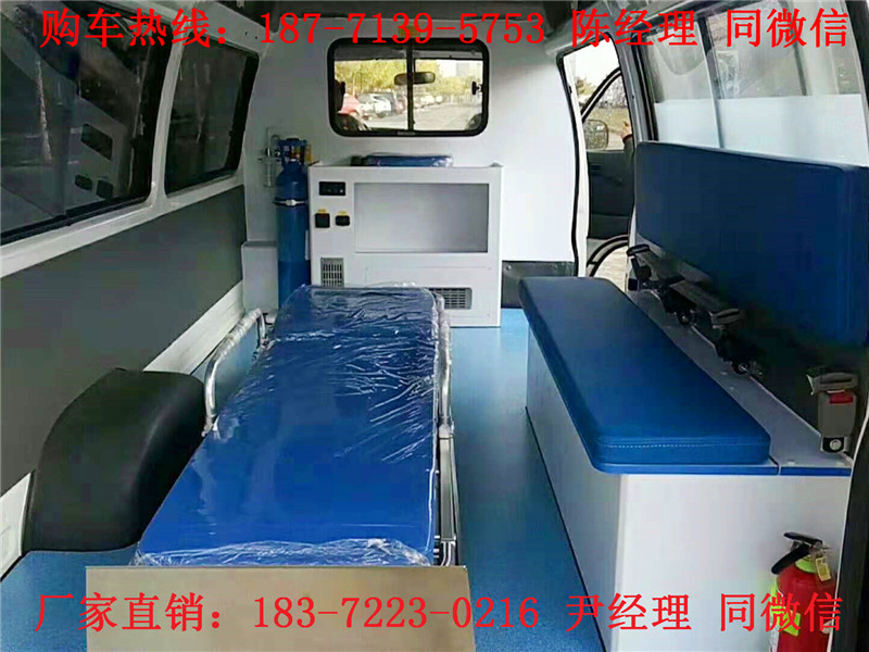 金杯海獅高頂運(yùn)輸型救護(hù)車（汽油）