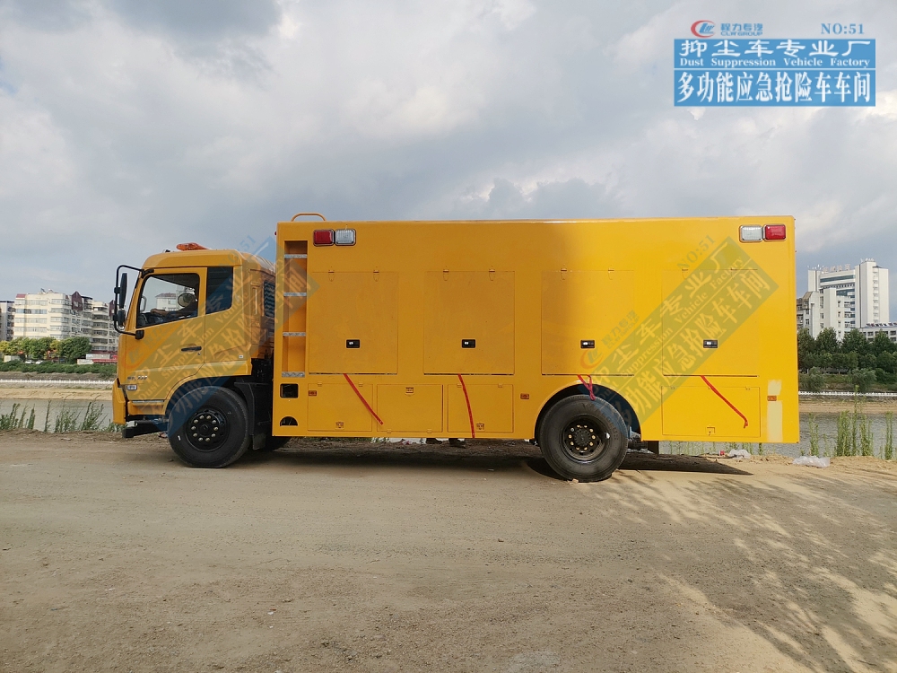 東風(fēng)天錦大流量排水搶險(xiǎn)車(chē)3000-4000m3/h